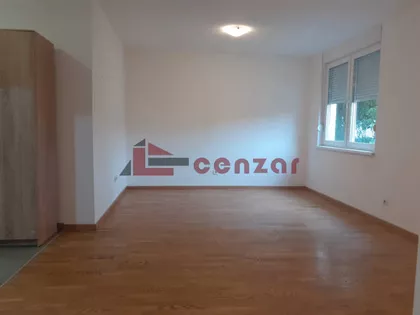 Centar 3 | 4zida.rs