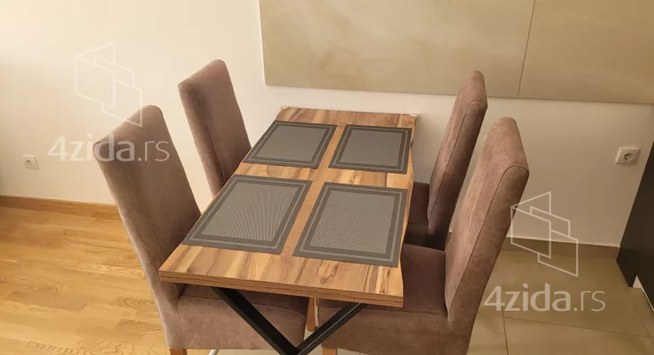 Jednoiposoban stan | 4zida