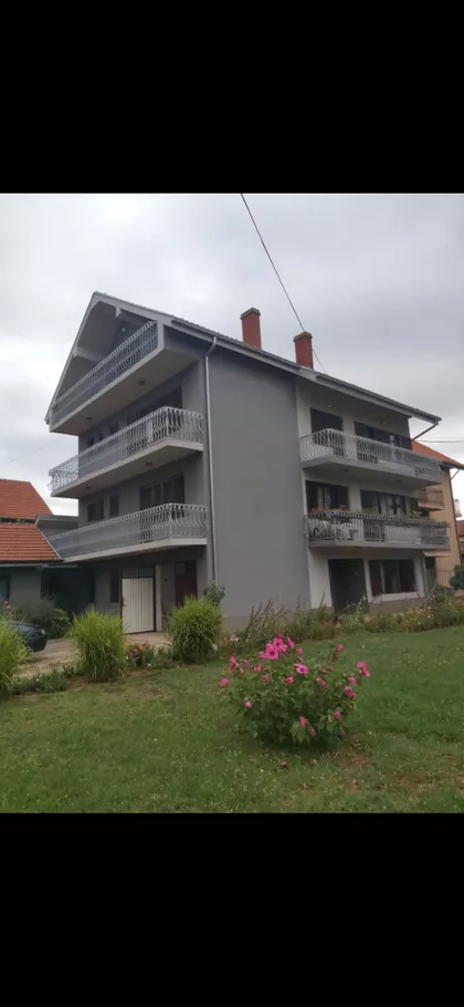 Vojvođanska | 4zida.rs