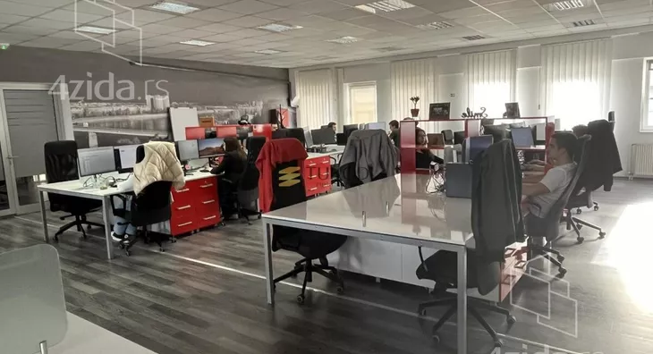 Poslovni prostor | 4zida