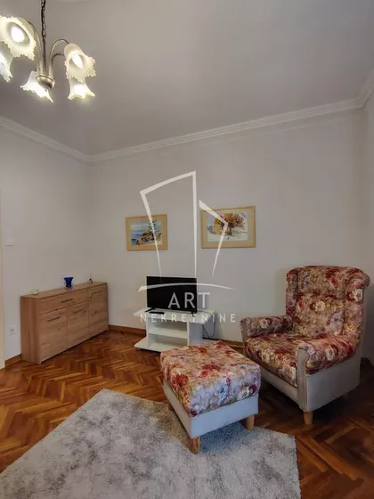 Hadži Ruvimova | 4zida.rs