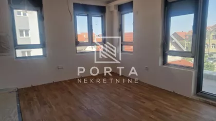 Vojvođanska | 4zida.rs