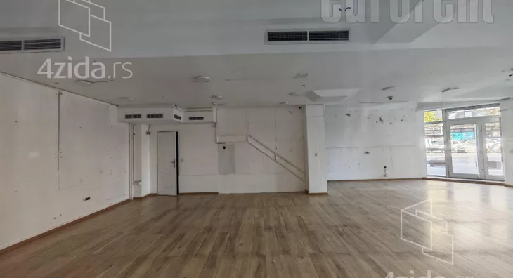 Poslovni prostor | 4zida