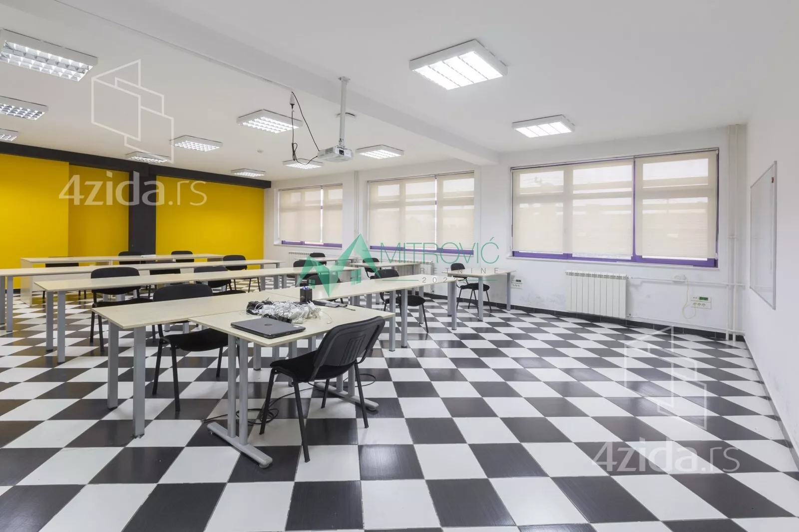 Poslovni prostor | 4zida