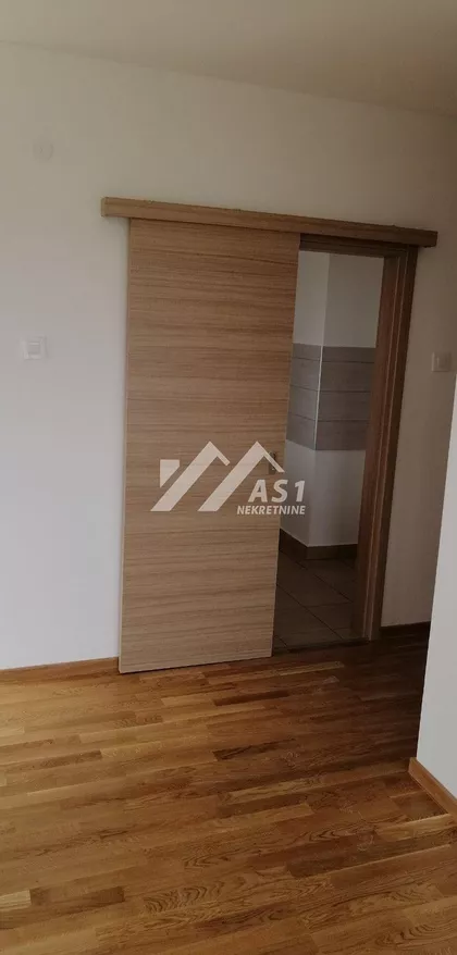 Rumenački put | 4zida.rs