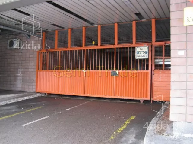 Garaža | 4zida
