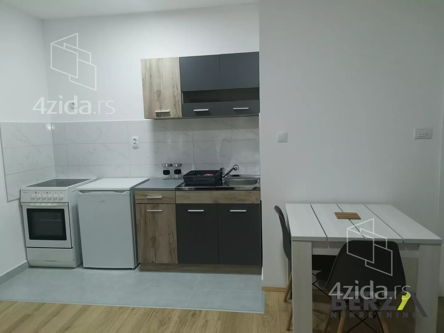 Garsonjera | 4zida