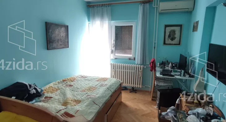 Šestosoban stan | 4zida