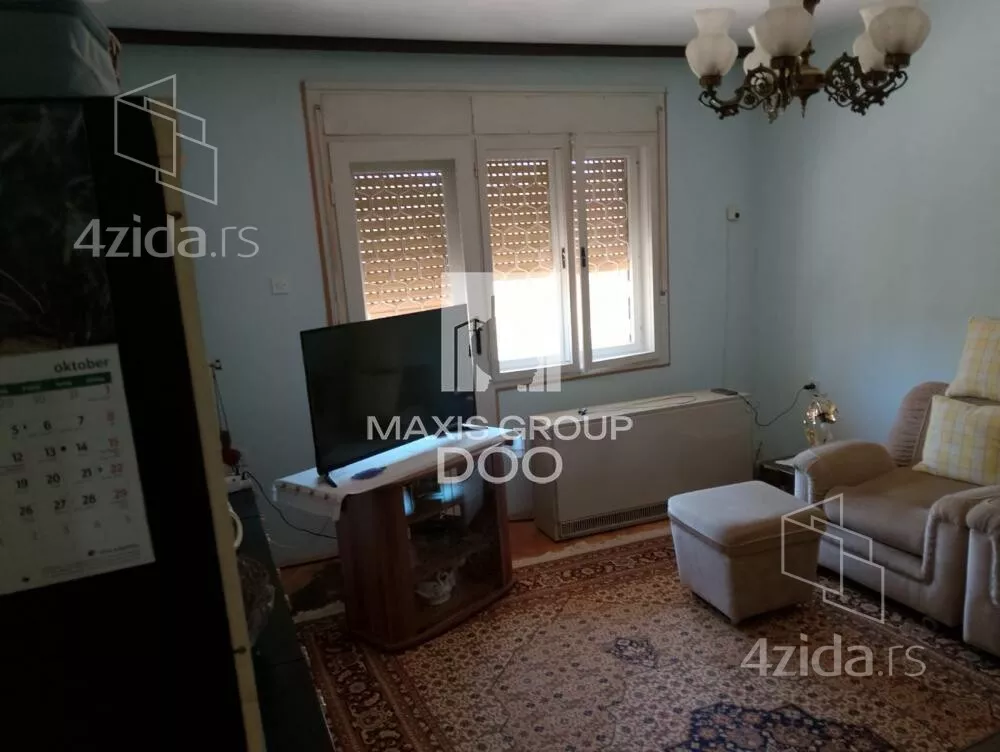 Četvoroiposoban stan | 4zida