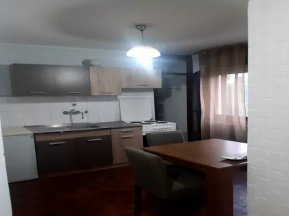 Kikindska | 4zida.rs