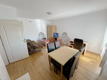 Ekonomski/Pravni Fakultet | 4zida.rs
