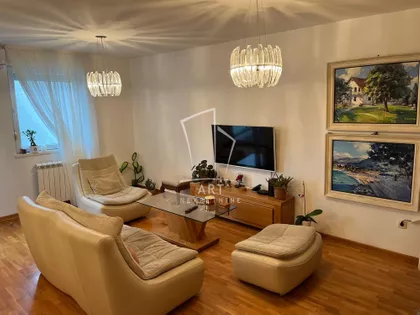 Dušana Jovanovića | 4zida.rs