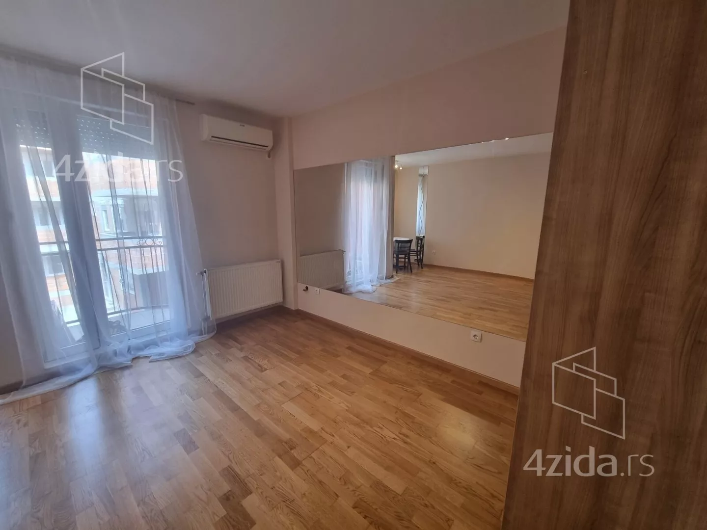 Garsonjera | 4zida
