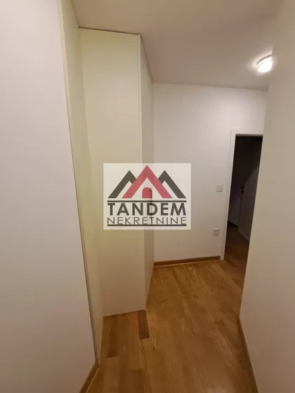 Dom Zdravlja | 4zida.rs