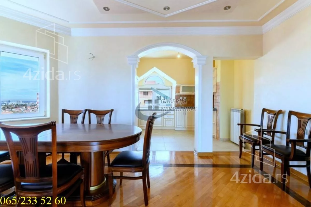 Četvorosoban stan | 4zida