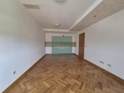 Vašarište | 4zida.rs
