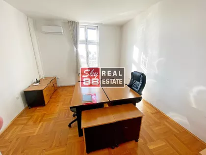 Knez Mihailova | 4zida.rs