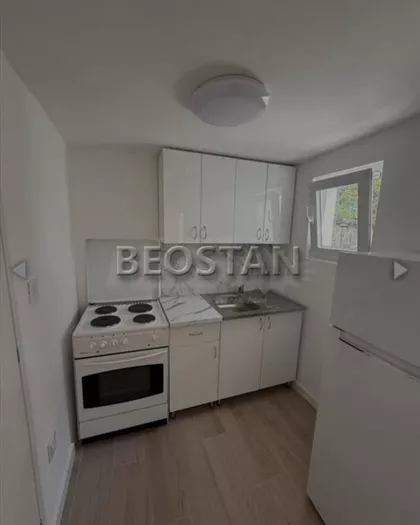 Rada Koncara | 4zida.rs