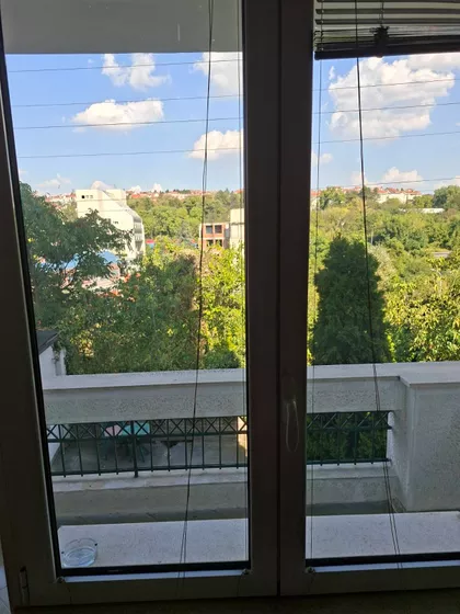 Julino Brdo | 4zida.rs