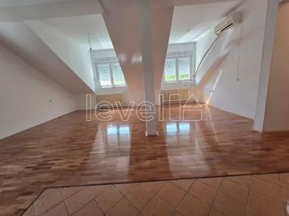Stara Detelinara | 4zida.rs