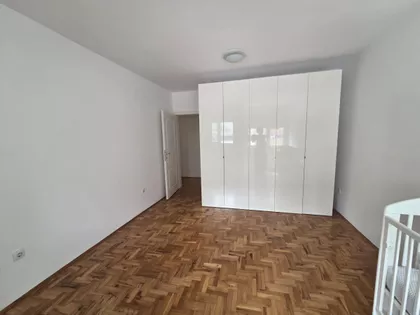 Železnička stanica | 4zida.rs