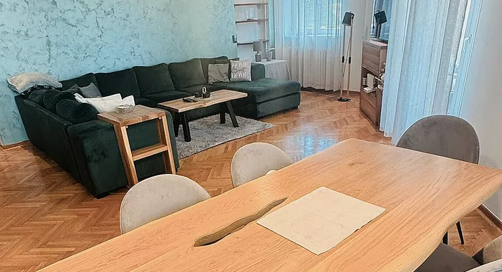 Četvoroiposoban stan | 4zida