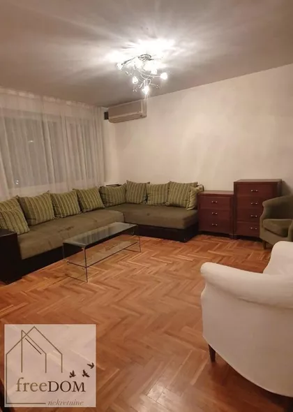 Bulevar Oslobođenja | 4zida.rs