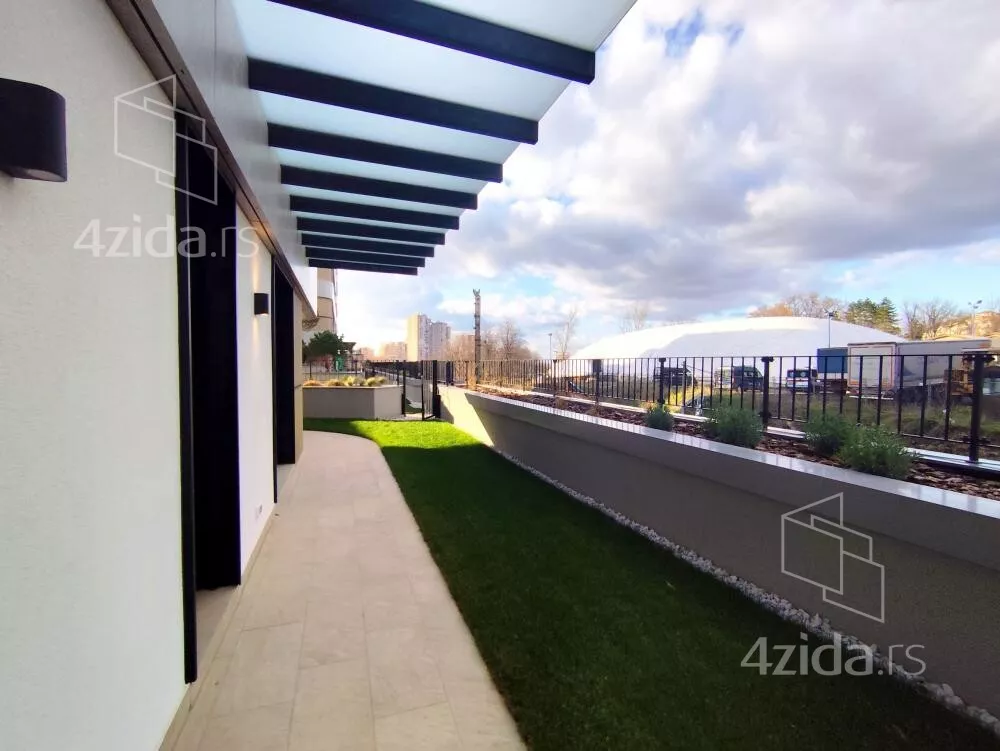 Četvorosoban stan | 4zida