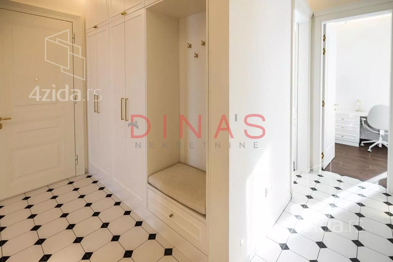 Petosoban stan | 4zida