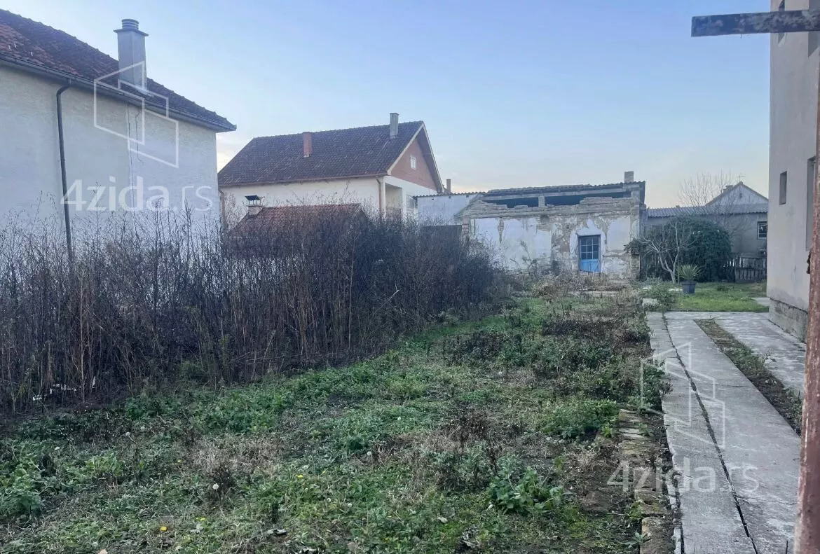 Građevinsko zemljište | 4zida