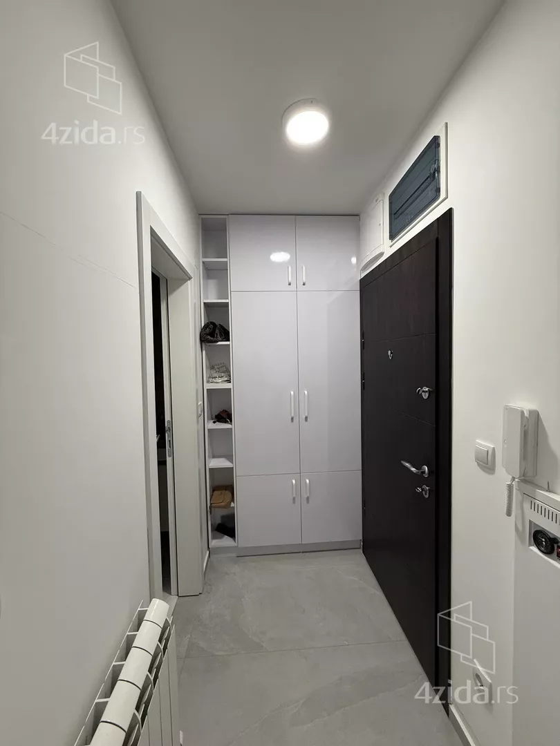 Garsonjera | 4zida