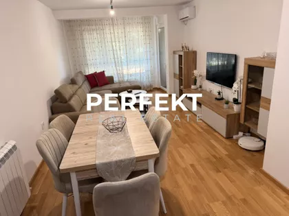 Oslobođenja | 4zida.rs