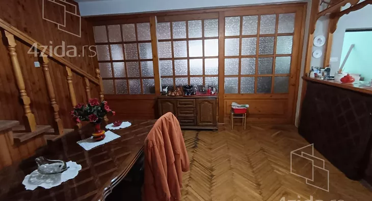 3-etažna kuća | 4zida