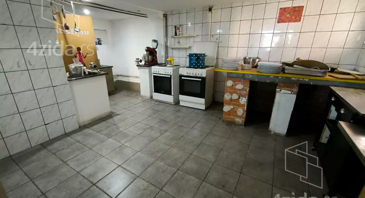 4-etažna kuća | 4zida