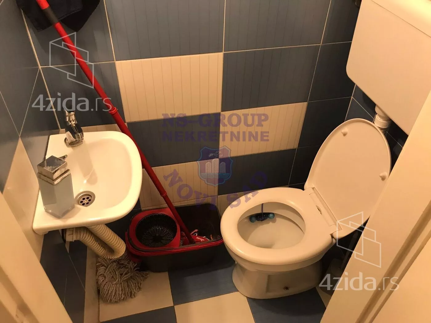 Četvoroiposoban stan | 4zida