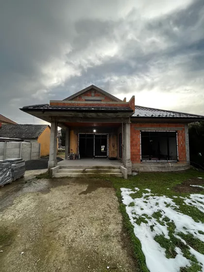 Živinarnik | 4zida.rs