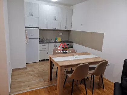 Hadži Ruvimova | 4zida.rs