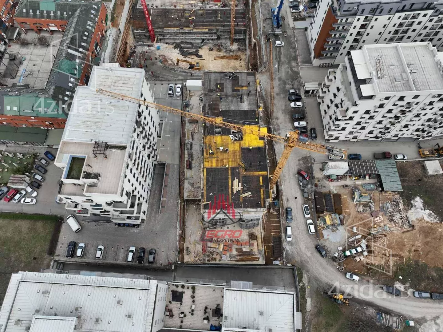 Dvoiposoban stan | 4zida