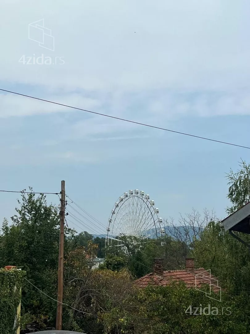 Građevinsko zemljište | 4zida