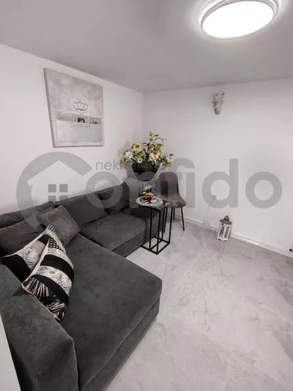 Mirka Laćarca | 4zida.rs