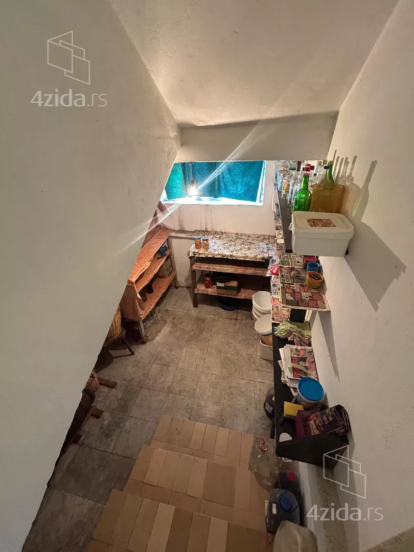 3-etažna kuća | 4zida