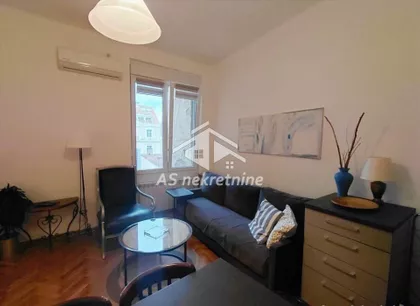 Knez Mihailova | 4zida.rs