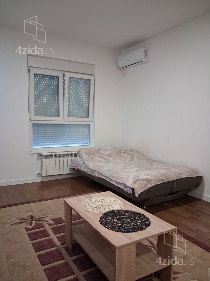 Сдается студия, Milovana Gušića, 260€, 27m² — фото