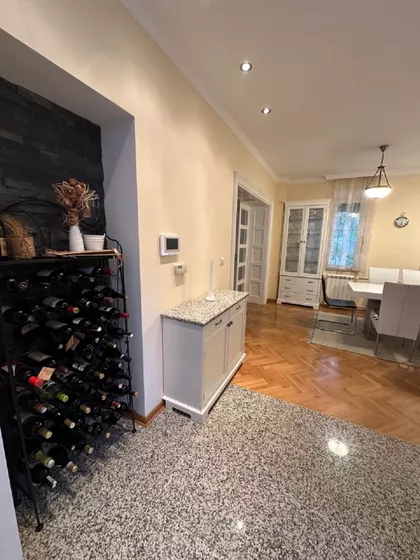 DOBANOVACKA | 4zida.rs