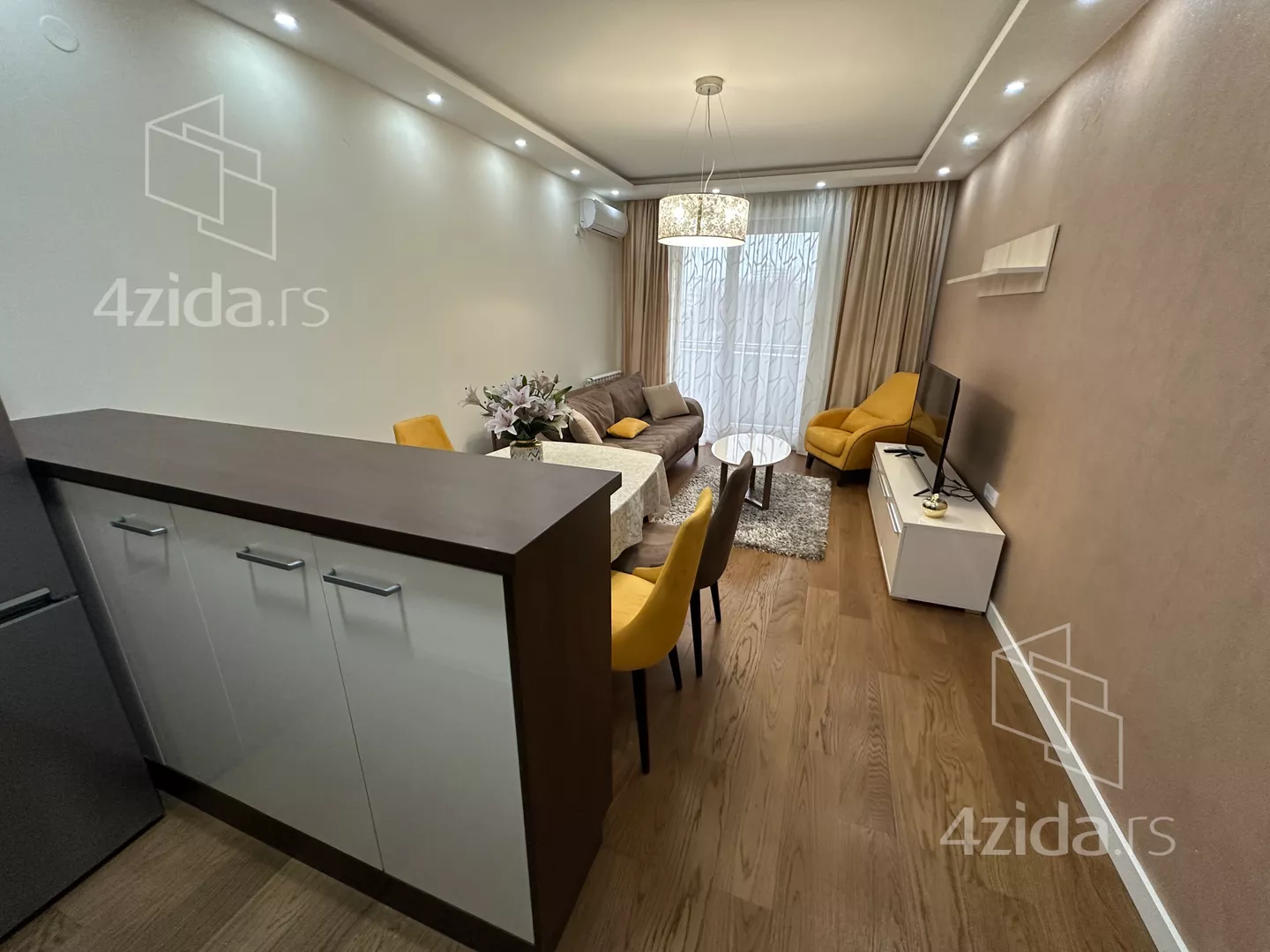 Dvoiposoban stan | 4zida