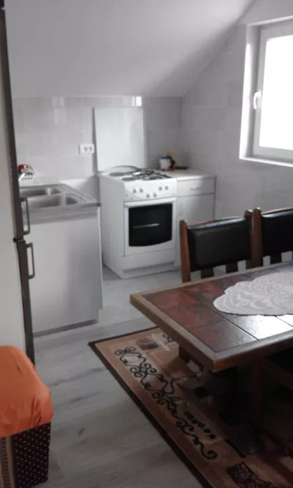 Novobeogradskih Graditelja 20 | 4zida.rs