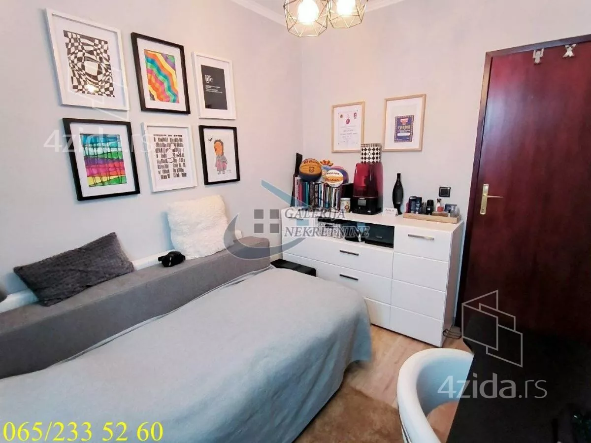 Dvoiposoban stan | 4zida