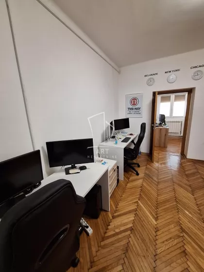 22. Oktobra | 4zida.rs