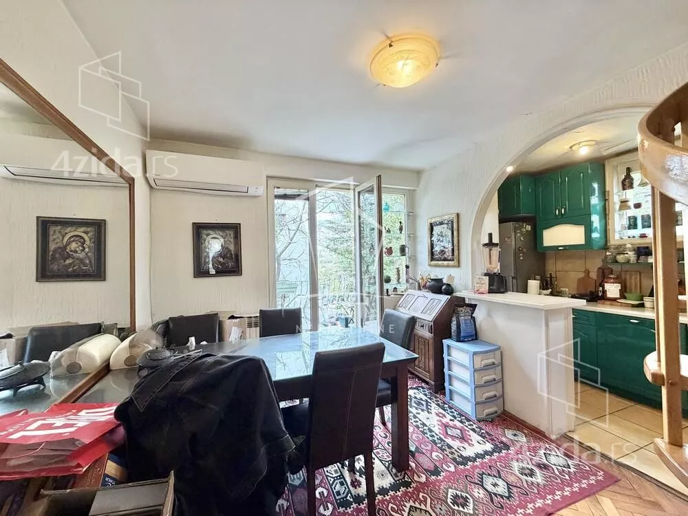 Petosoban stan | 4zida