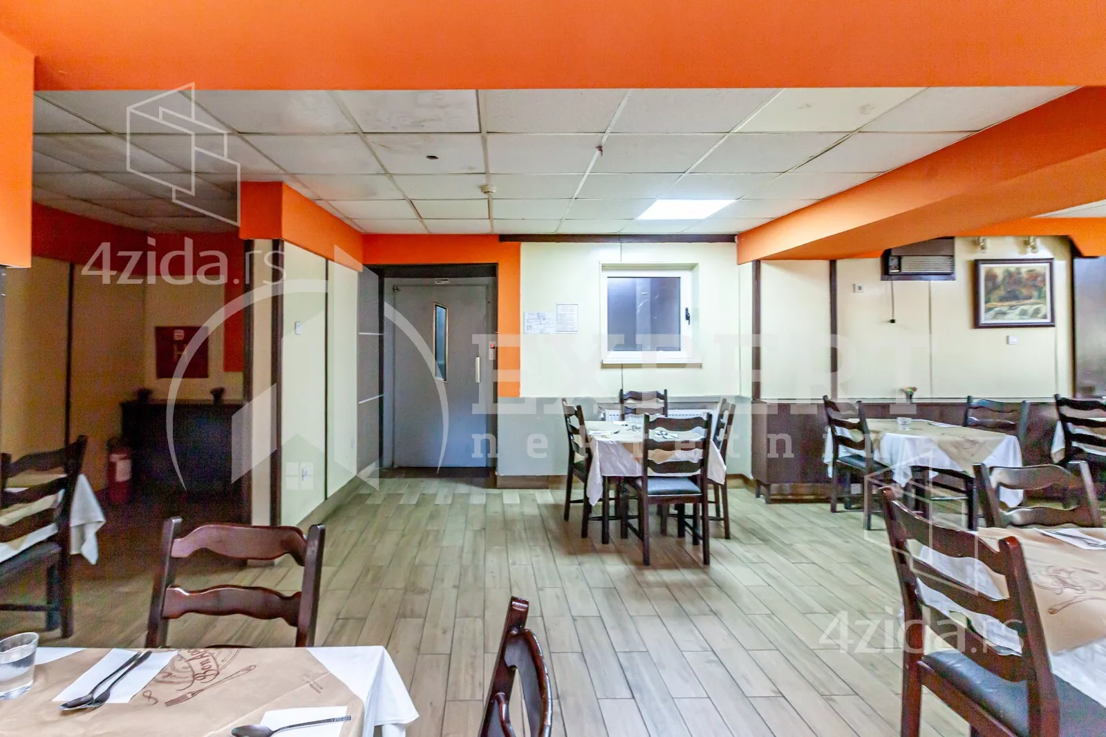 Lokal | 4zida